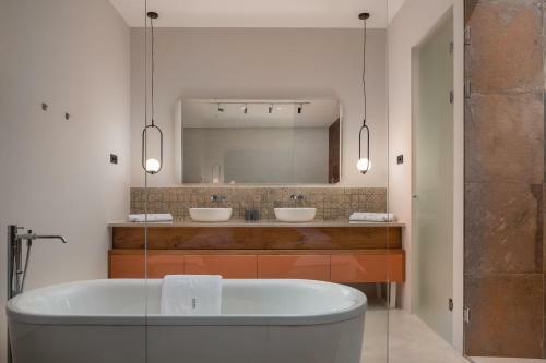 Luxury Villa Silence With Heated Pool
