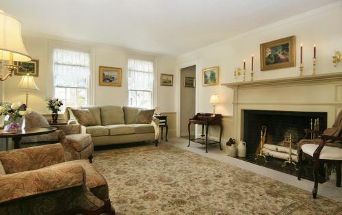 Bed & Breakfast Seven South Street Inn B & B