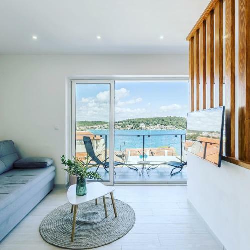 Luxury Apartments Skalinada