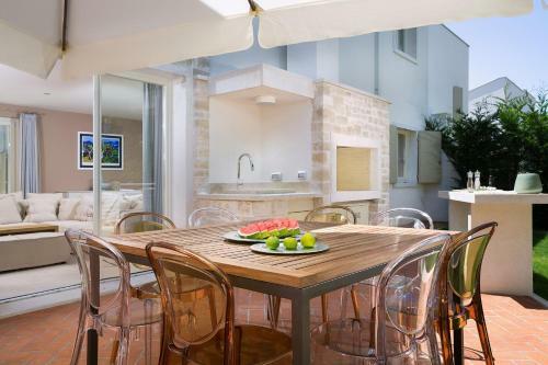Villa Carlotta By Hmz Villas