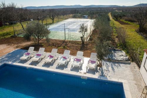 Villa Holiday Home "panorama-sport" Pool&bar