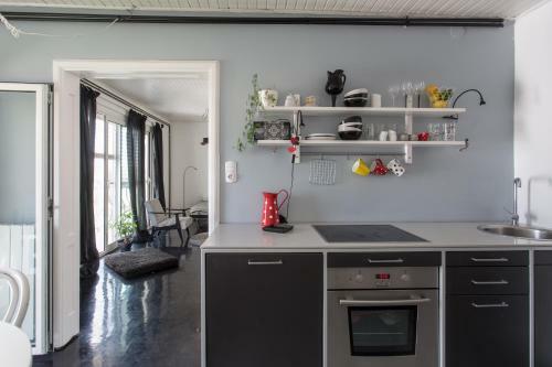 Lovely 3-bedroom Skyline Apartment