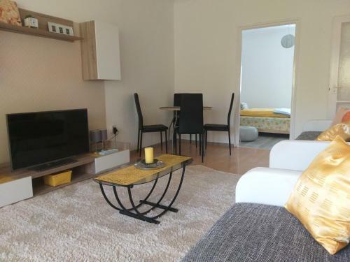 Simon Apartman