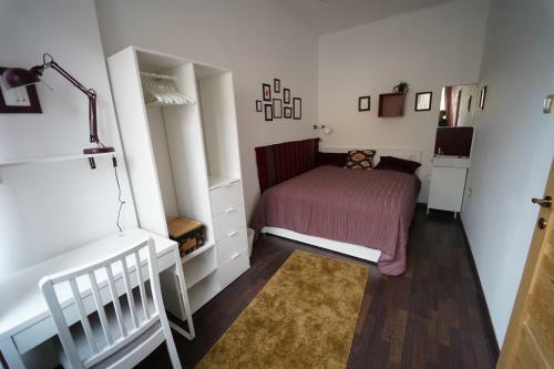 Hostal Tulip Home Guest House