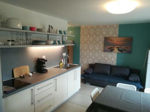Zam�rdi Sir�ly Apartmanok