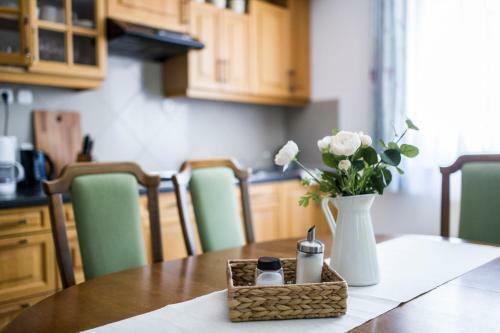 Gy?rfi Apartmanh�z Zam�rdi