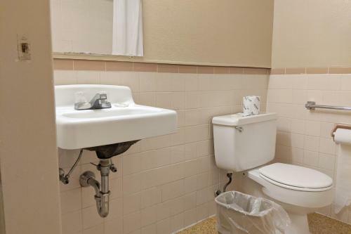 Motel Economy Inn - Vandalia