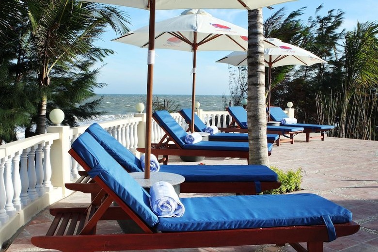 Hotel Golden Coast Resort & Spa