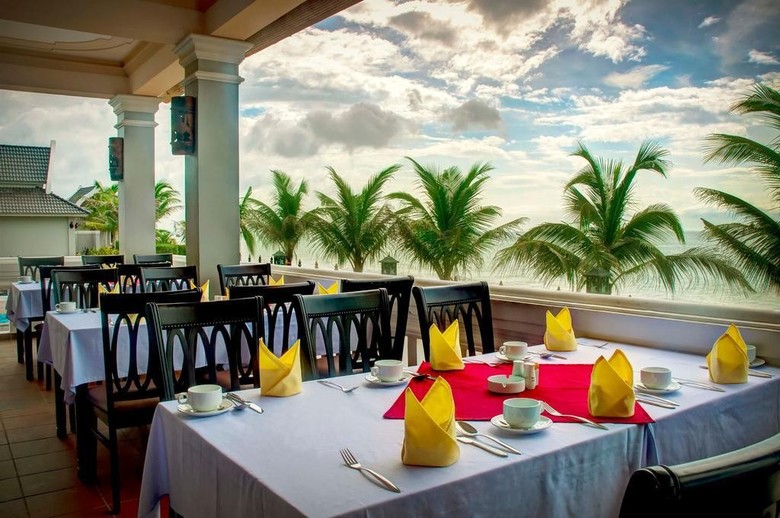Hotel Champa Resort & Spa