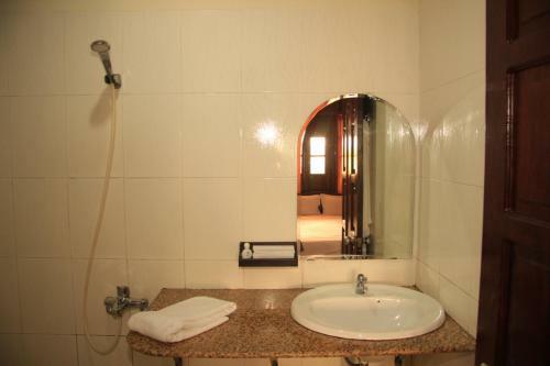 Hoang Ha - Tar Hotel