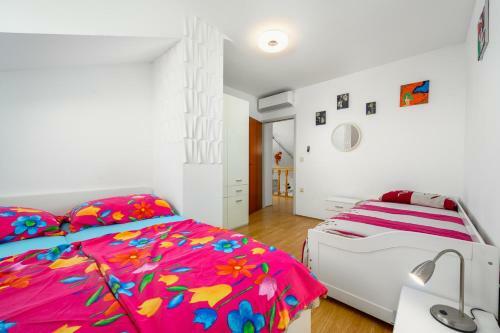 Boj?i House With Apartment