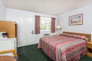 Hotel Travelodge Cape Cod Area