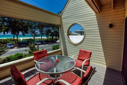 Bird's Nest Vacation Apartments