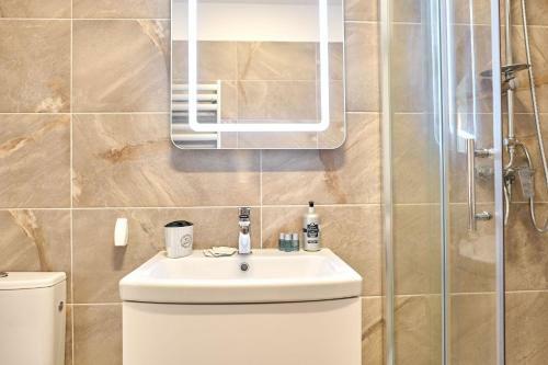 Provence Apartment In Alezzi Spa N Pool Resort
