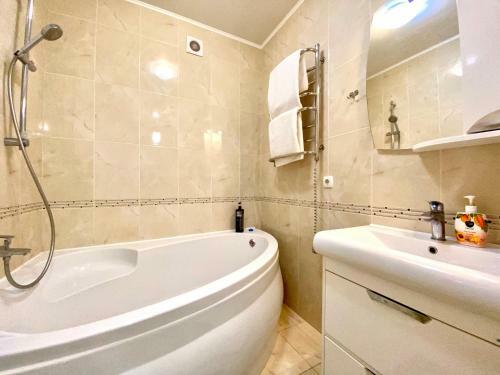 Apartamento ???????? 2-????????? ??????????? ? ??????? ?????, ????? ???????