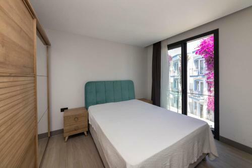 Modern Apartment Near Beach With Central Location In Bodrum