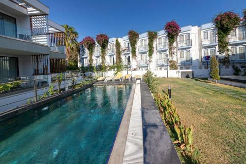 Modern Apartment Near Beach With Central Location In Bodrum