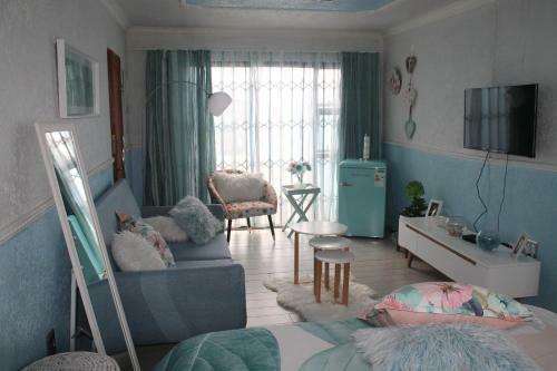 Apartamento Cozy, Modern Luxury Cottage - Peaceful Charm Wifi!