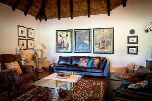 Umkumbe Safari Lodge Riverside
