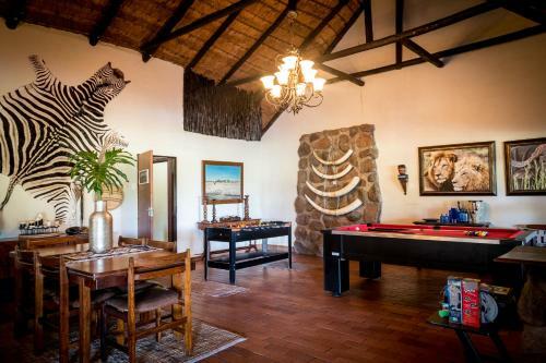 Umkumbe Safari Lodge Riverside