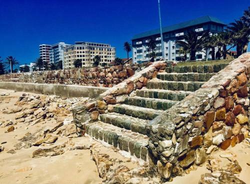 Summerstrand Boutique Beachfront Apartment