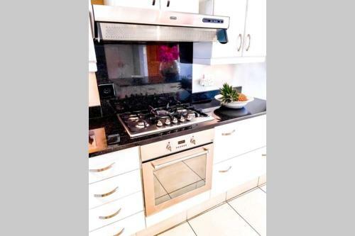 Summerstrand Boutique Beachfront Apartment