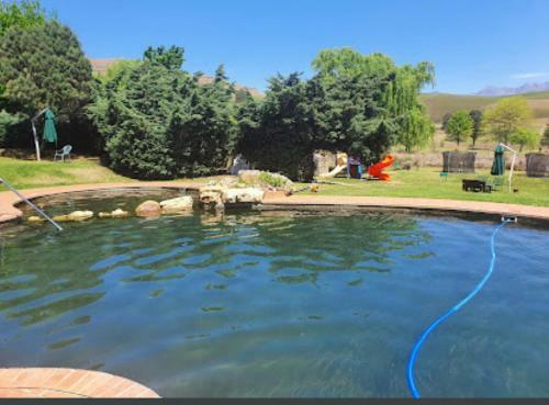 Apartamento No. 64 Castleburn Leisure Resort, Underberg