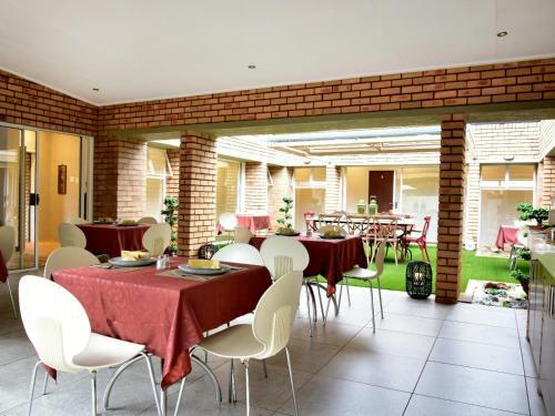 Hostal Five O'clock Zen Boutique Guest House