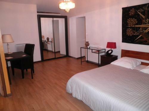 Hostal Domaine Des Tilleuls