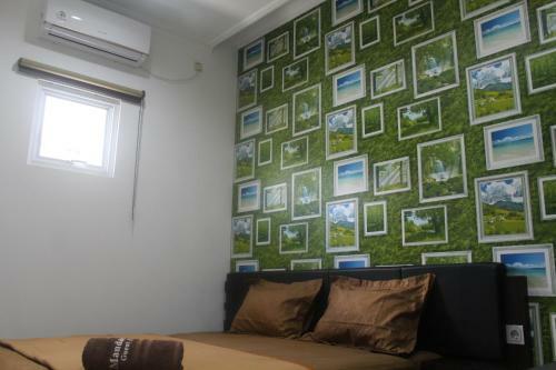 Hostal Mandastana Guest House And Kost