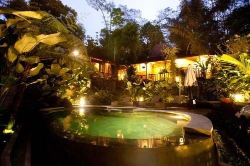Lodge Umah Tis Sebatu