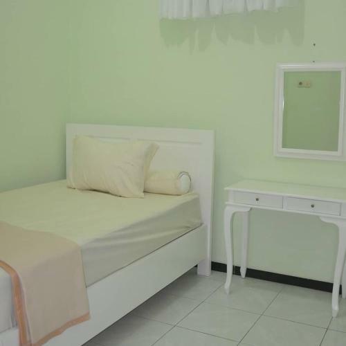 Hostal Emma Guest House Penginapan Keluarga
