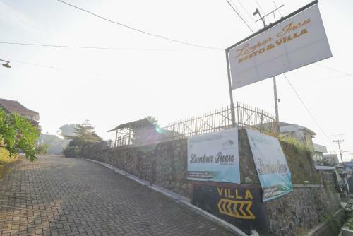 Lembur Incu Syariah Villa & Resto