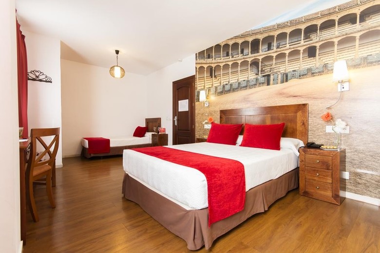 Hotel El Tajo (.)