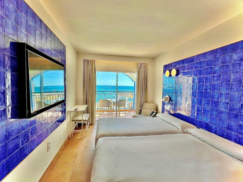 Hotel Perla Marina