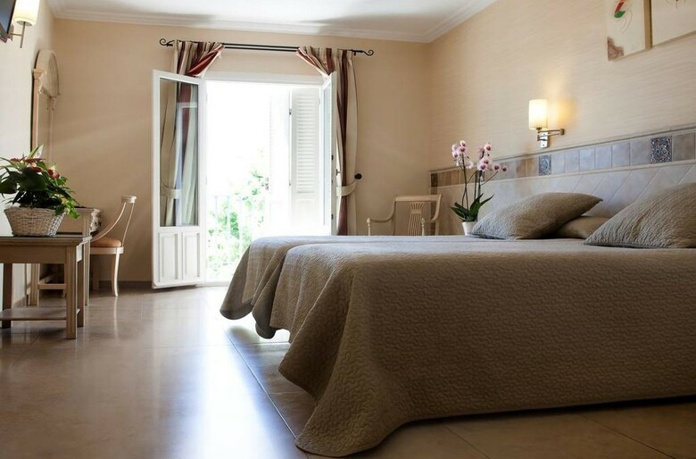 Hotel Plaza Cavana