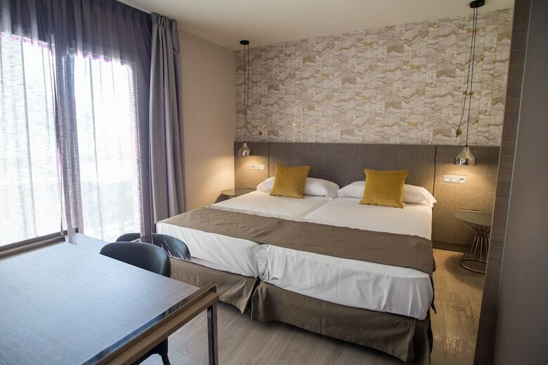 Hotel Marbella Inn
