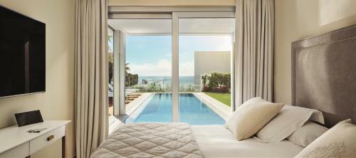 Hotel Puente Romano Beach Resort & Spa