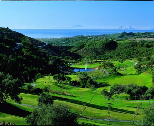 Hotel Puente Romano Beach Resort & Spa