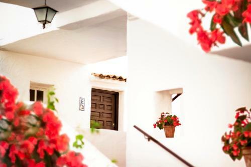 Hotel Puente Romano Beach Resort & Spa