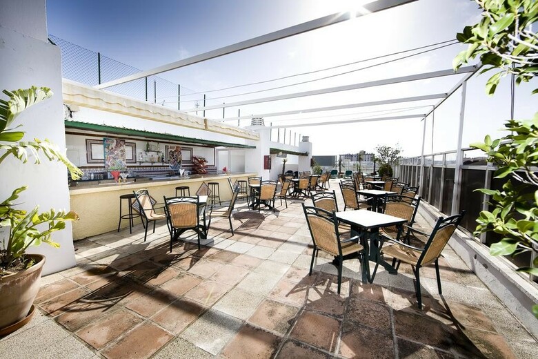 Hotel Monarque Rodeo