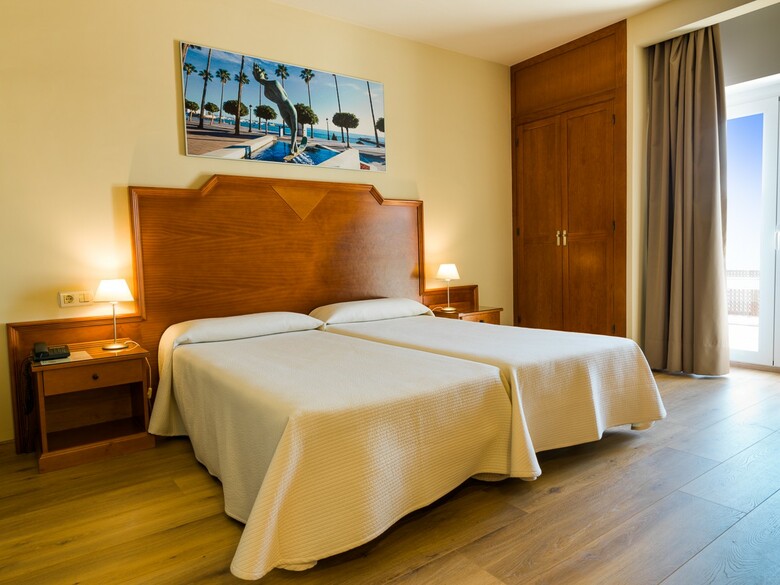Hotel Monarque Rodeo