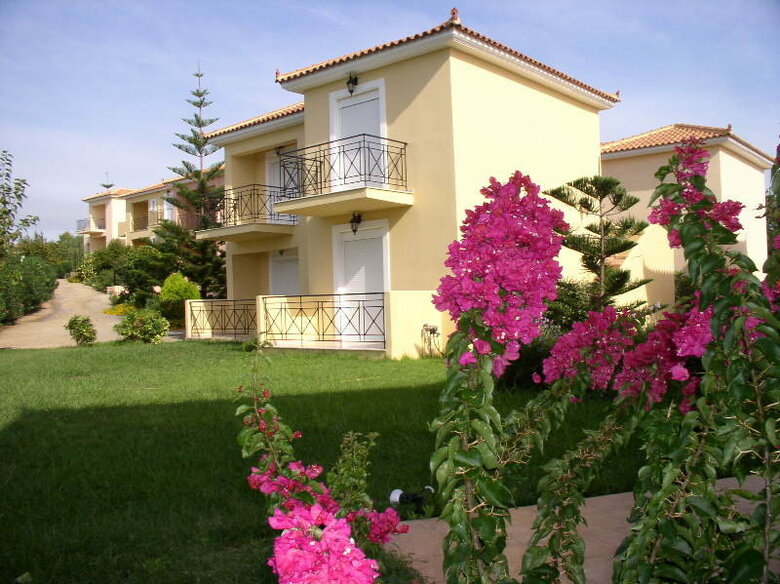 Hotel Astra Village
