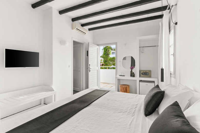 Hotel Chroma