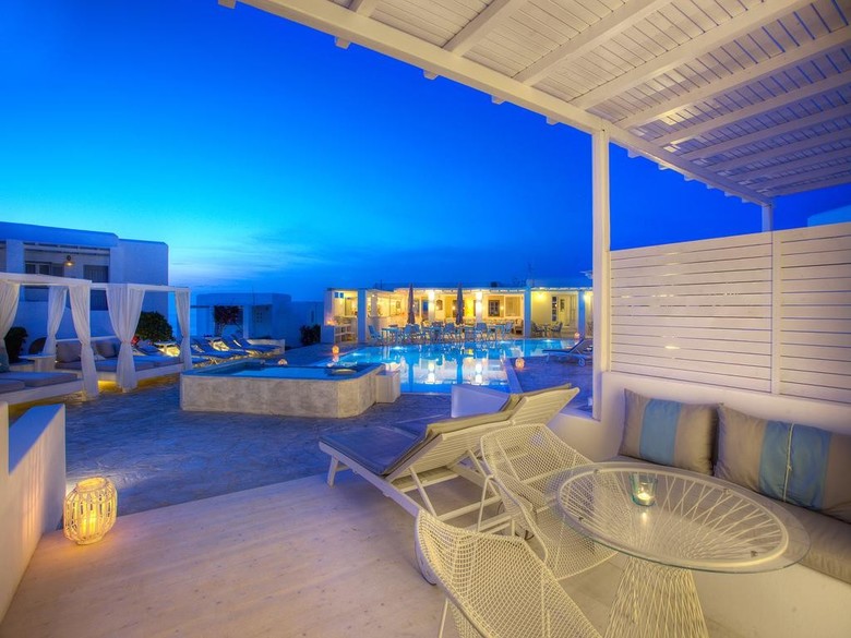 Apartamentos Minois Hotel Suites & Spa