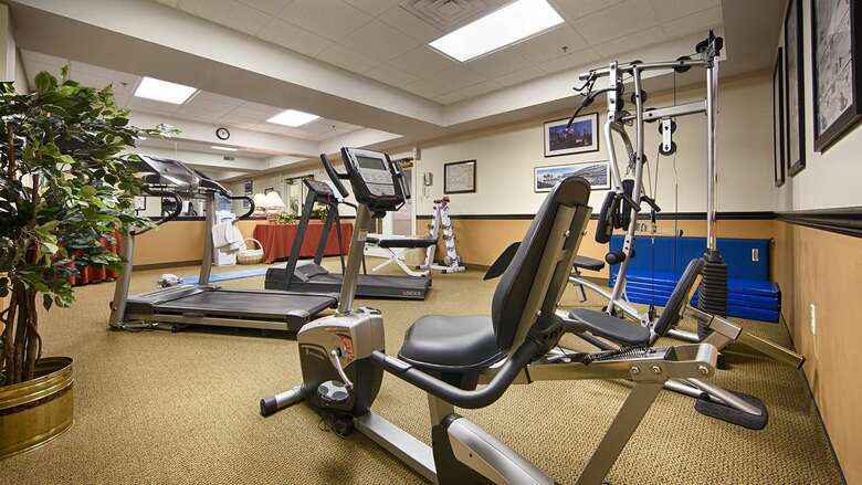 Hotel Best Western Plus Lawnfield Inn And Suites