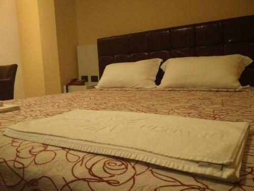 Mustang Hotel