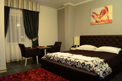 Mustang Hotel