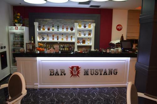 Mustang Hotel