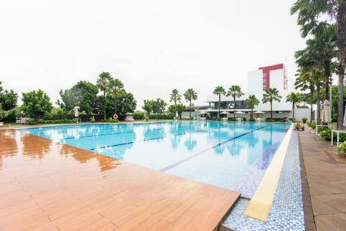 Hotel Oyo 3247 Afira Rooms Aeropolis